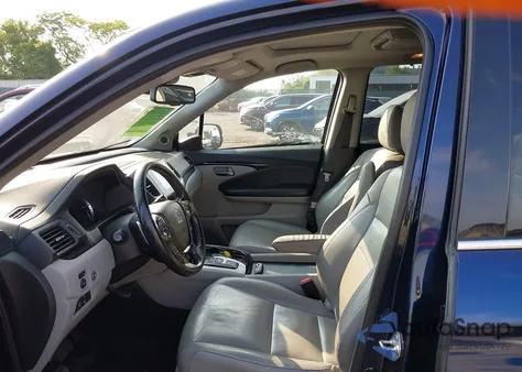 2016 Honda Pilot Elite z USA, uszkodzony, nr VIN 5FNYF6H00GB073552